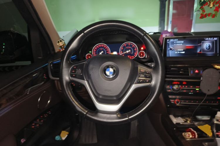 Used BMW X5 2017 xDrive35i Elegant Edition Steering Wheel