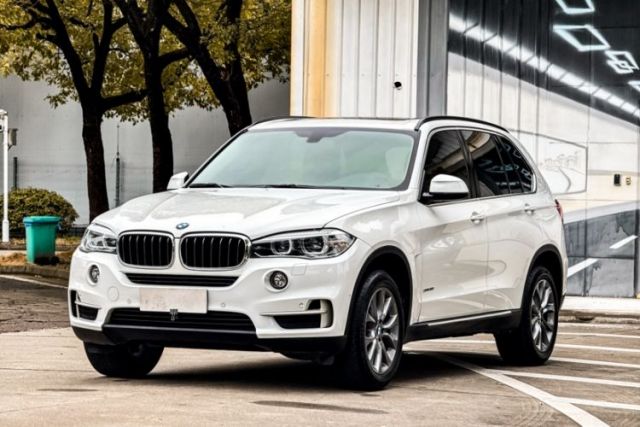 Used BMW X5 2017 xDrive35i 3.0T Automatic with M Sport Package Middle East