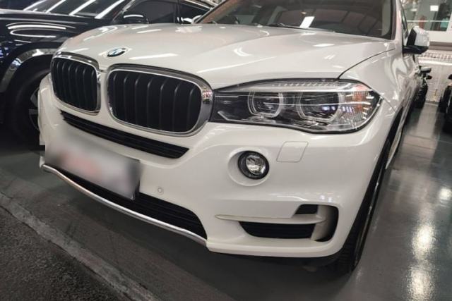 Used BMW X5 2017 xDrive35i Standard Model U.S. Specification