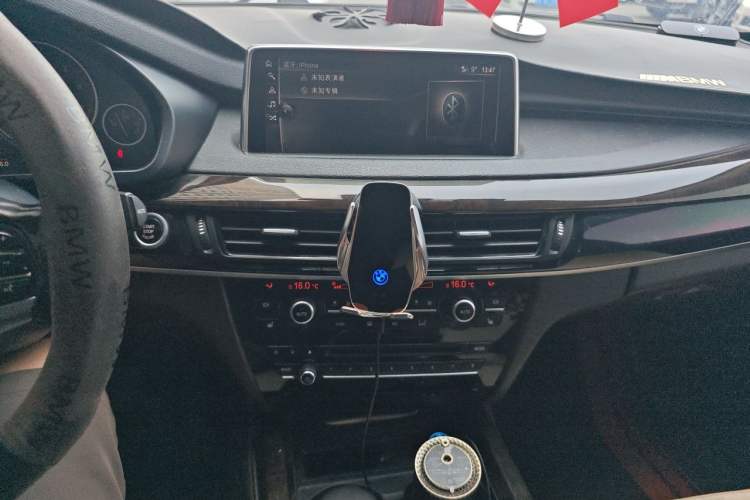 Used BMW X5 2017 xDrive35i Elegant Edition Audio And AC Panel