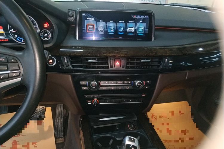 Used BMW X5 2017 xDrive28i Audio And AC Panel