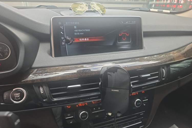 Used BMW X5  Audio And AC Panel