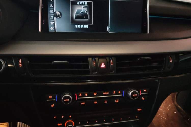 Used BMW X5 2017 xDrive35i parallel import Audio And AC Panel