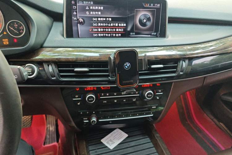 Used BMW X5 2017 xDrive28i Audio And AC Panel