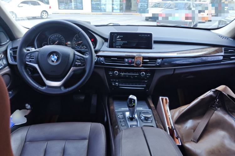 Used BMW X5 2017 xDrive35i Elegant Edition Center Console