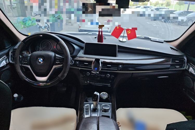 Used BMW X5 2017 xDrive35i Elegant Edition Center Console