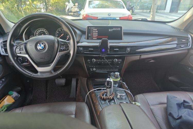 Used BMW X5 2017 xDrive35i Elegant Edition Center Console