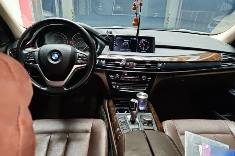 Used BMW X5 2017 xDrive35i Elegant Edition Center Console