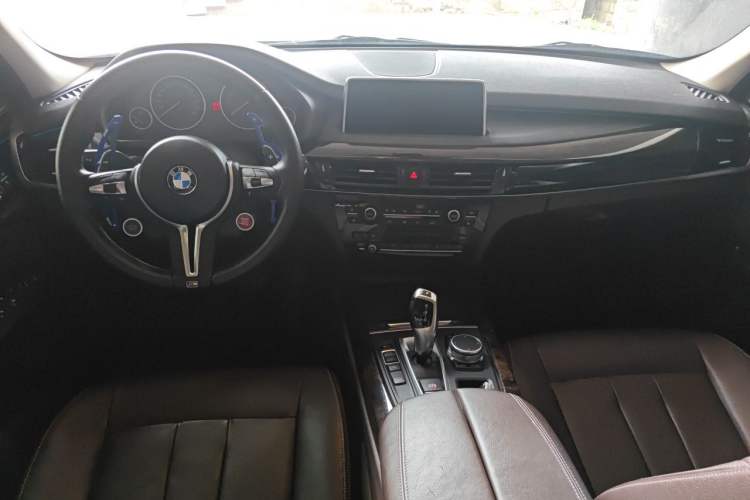 Used BMW X5 2017 xDrive28i Center Console