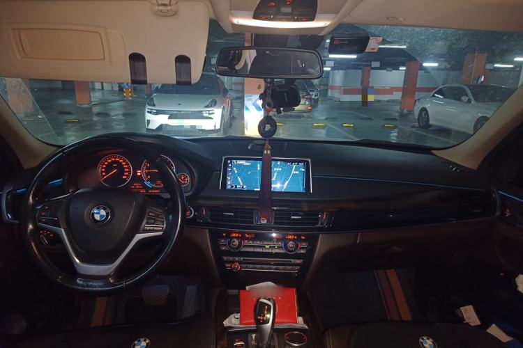 Used BMW X5 2017 xDrive35i Elegant Edition Center Console