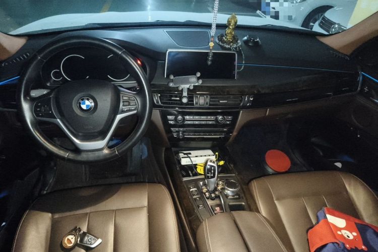 Used BMW X5 2017 xDrive35i Elegant Edition Center Console