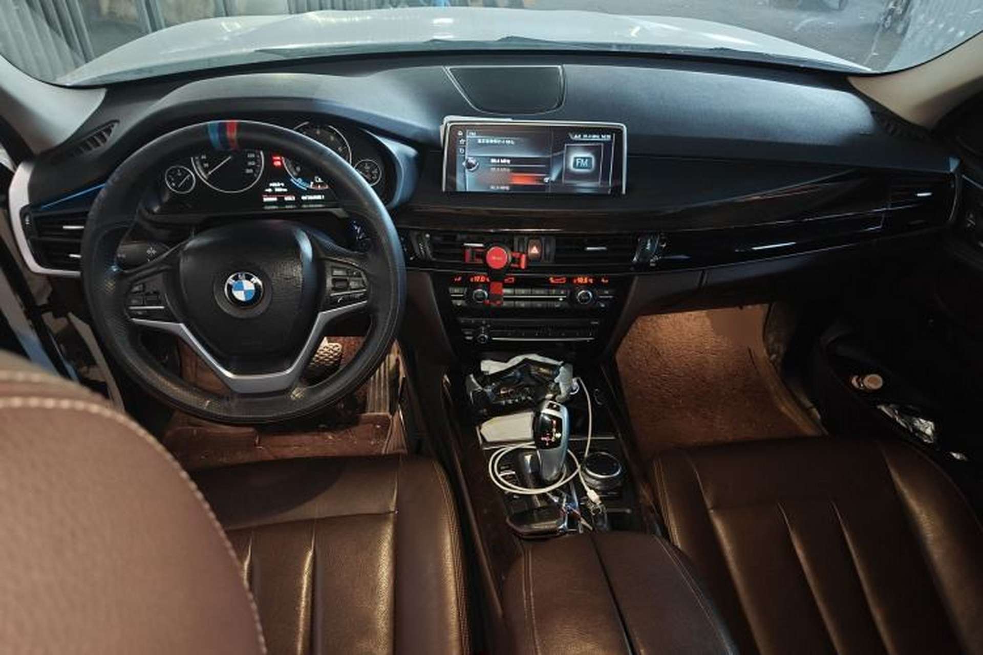 Used BMW X5 2017 xDrive28i Center Console