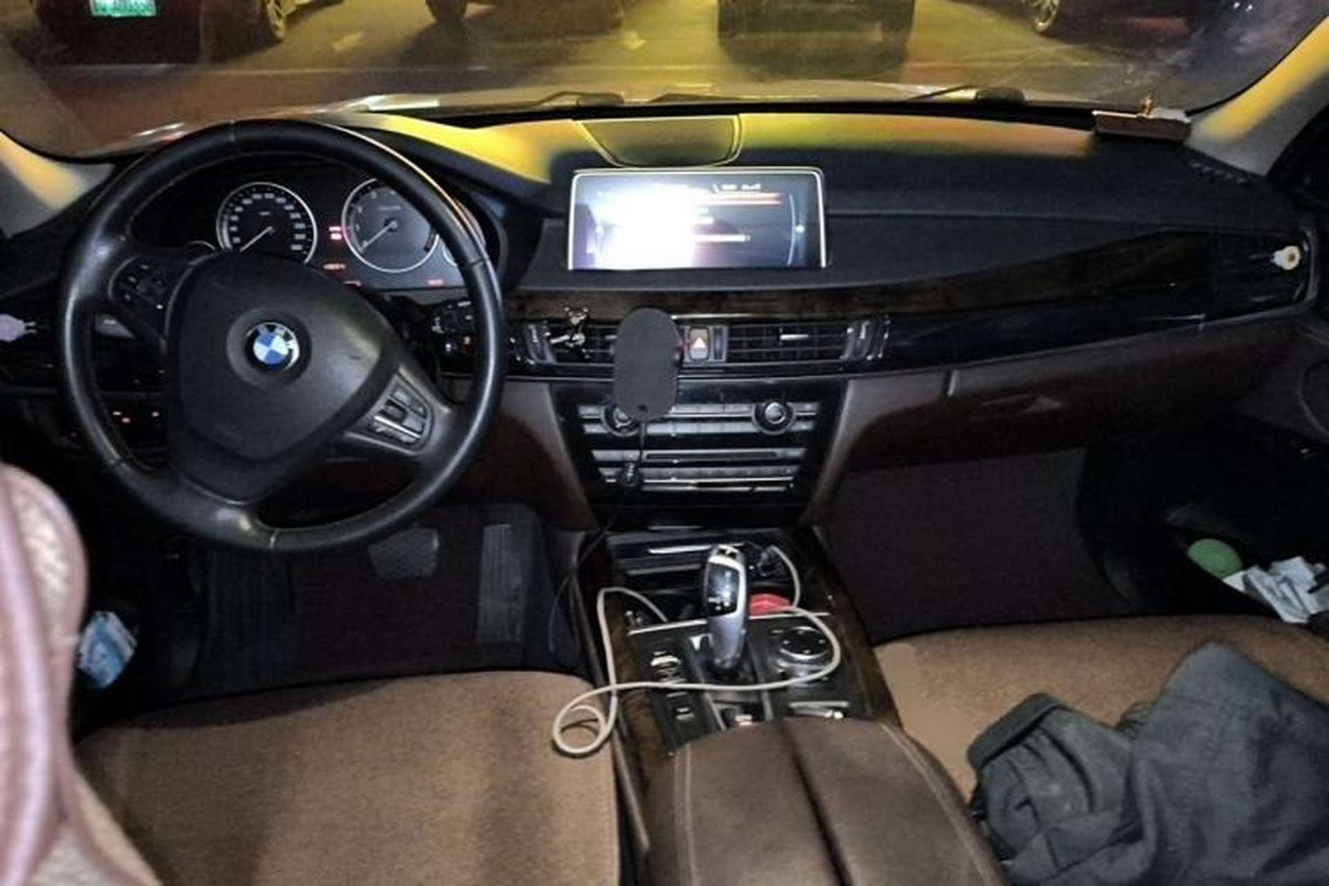 Used BMW X5 2017 xDrive35i Elegant Edition Center Console