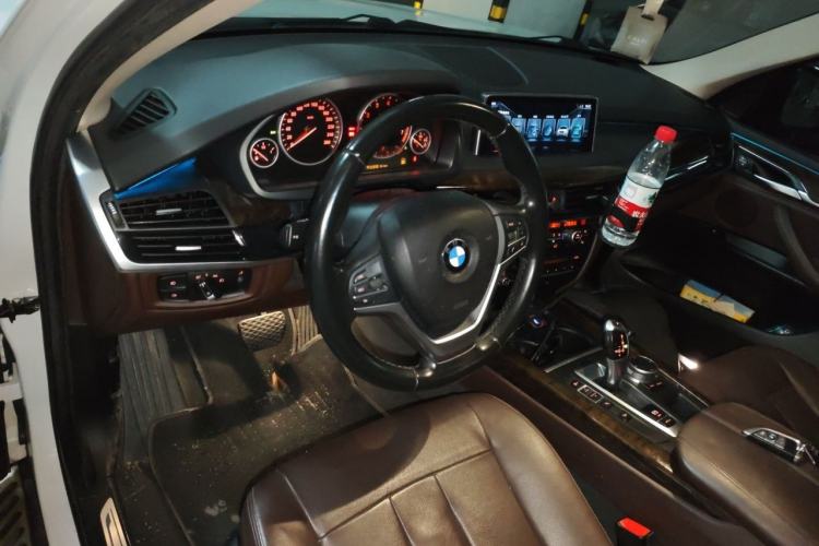 Used BMW X5 2017 xDrive35i Elegant Edition Center Console