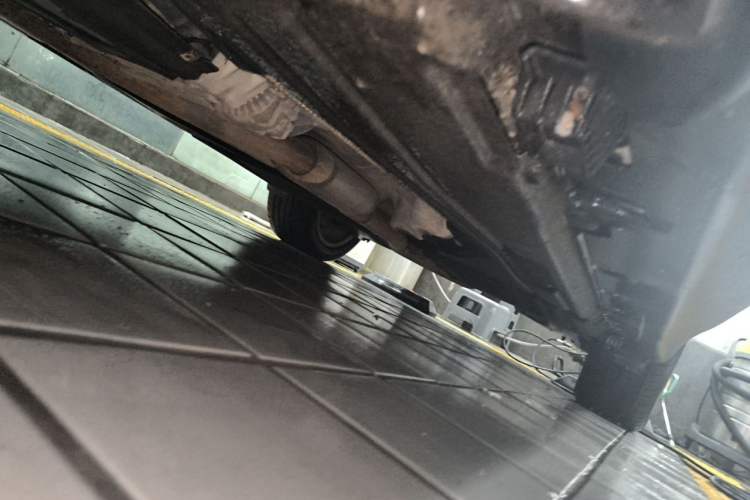 Used BMW X5 2017 xDrive28i Chassis Front Left
