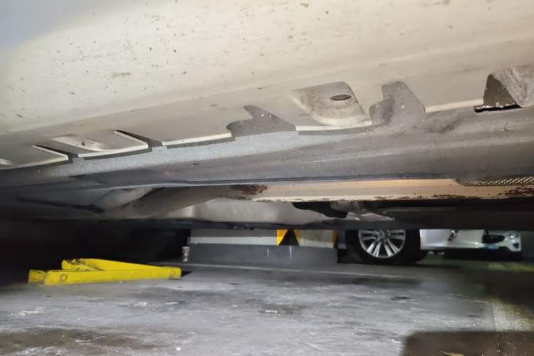 Used BMW X5  Chassis Front Right