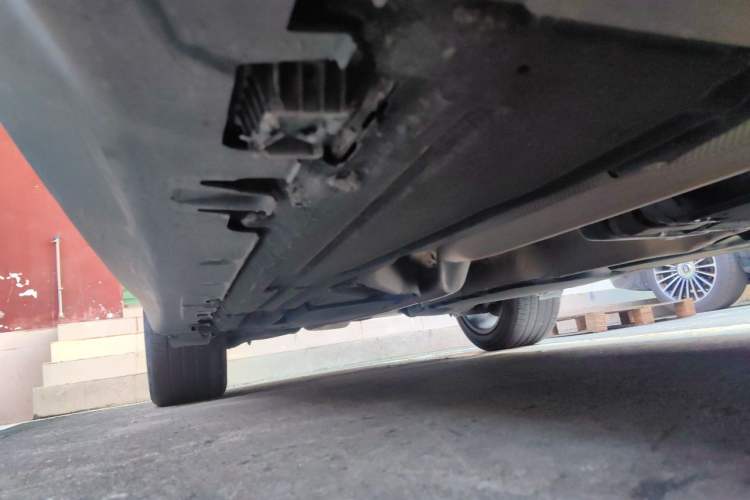 Used BMW X5  Chassis Front Right