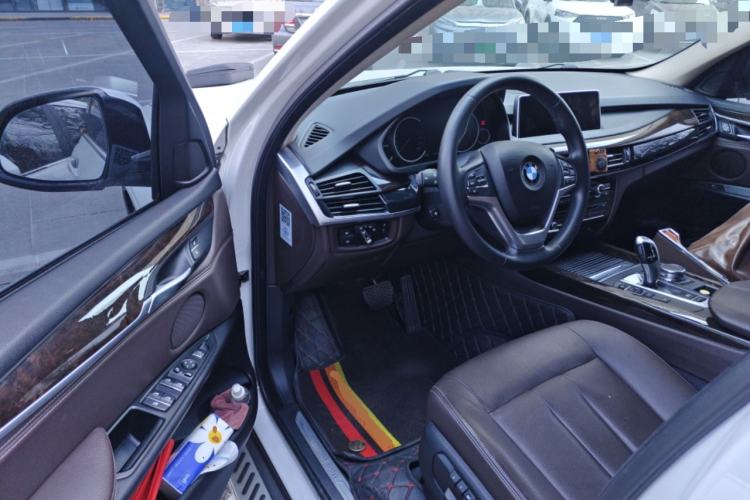 Used BMW X5 2017 xDrive35i Elegant Edition Driver Seat