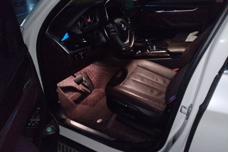 Used BMW X5 2017 xDrive28i Driver Seat