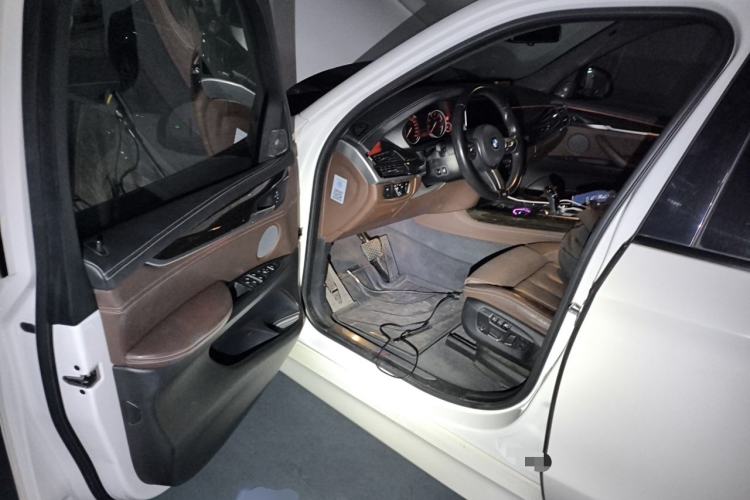 Used BMW X5 2017 xDrive35i M Sport Edition Driver Seat