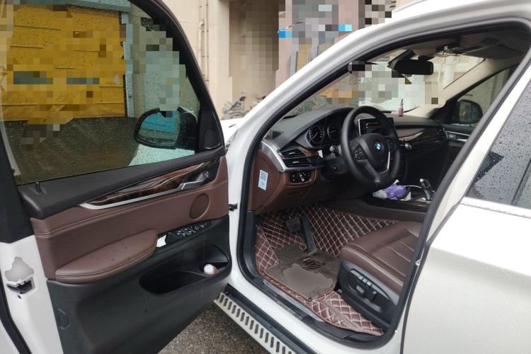 Used BMW X5 2017 xDrive28i Driver Seat