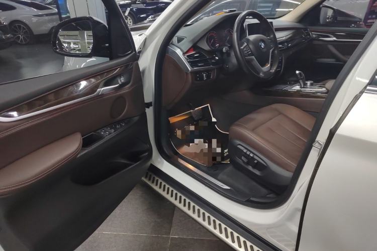 Used BMW X5 2017 xDrive28i Driver Seat