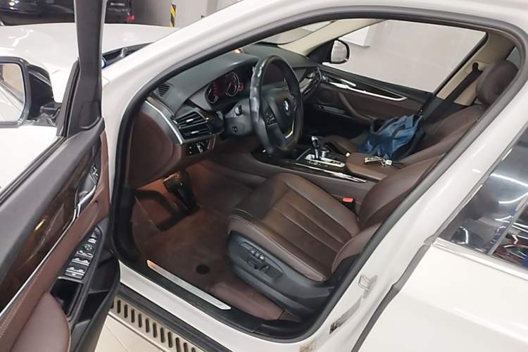 Used BMW X5 2017 xDrive28i Driver Seat