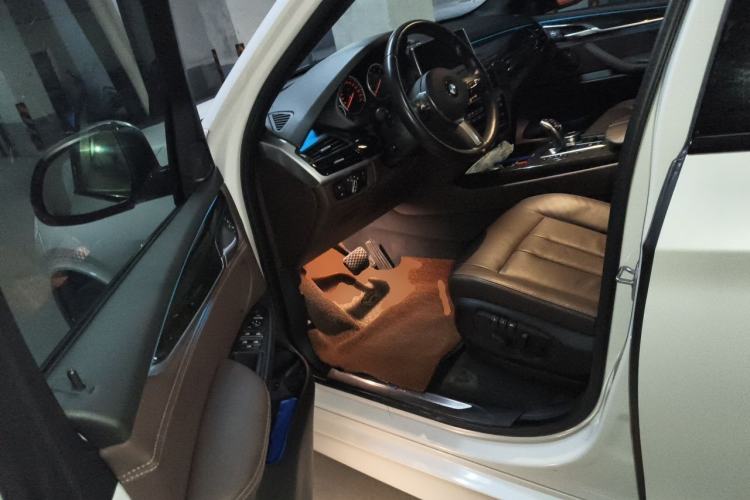 Used BMW X5 2017 xDrive35i M Sport Edition Driver Seat