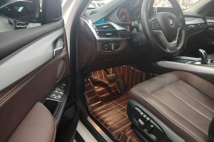 Used BMW X5 2017 xDrive35i Standard Model U.S. Specification Driver Seat