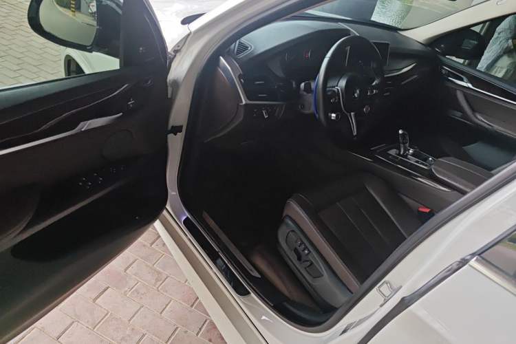Used BMW X5 2017 xDrive28i Driver Seat