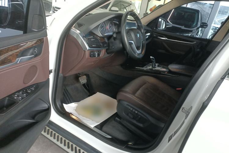Used BMW X5 2017 xDrive28i Driver Seat