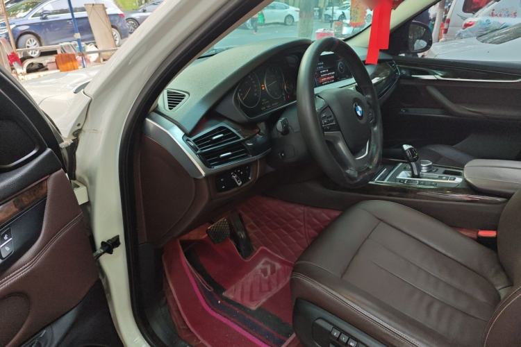 Used BMW X5 2017 xDrive28i Driver Seat
