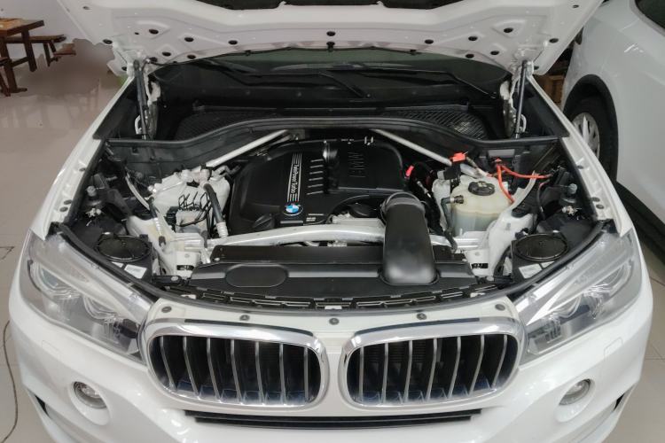Used BMW X5 2017 xDrive35i 3.0T Automatic with M Sport Package Middle East Engine Bay