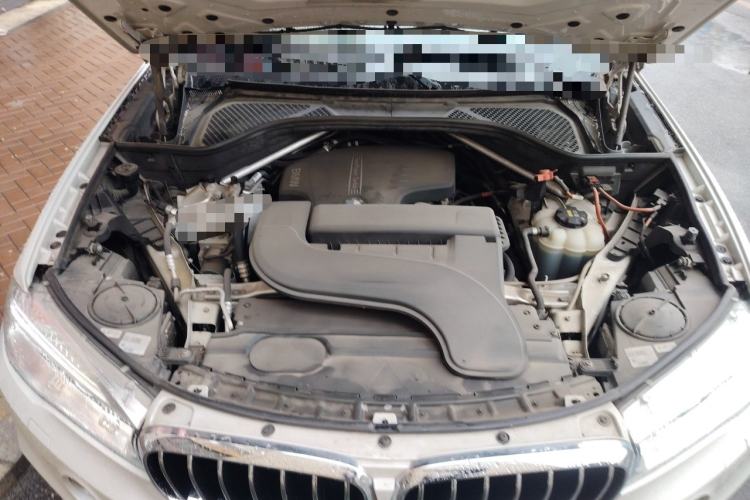 Used BMW X5 2017 xDrive28i Engine Bay