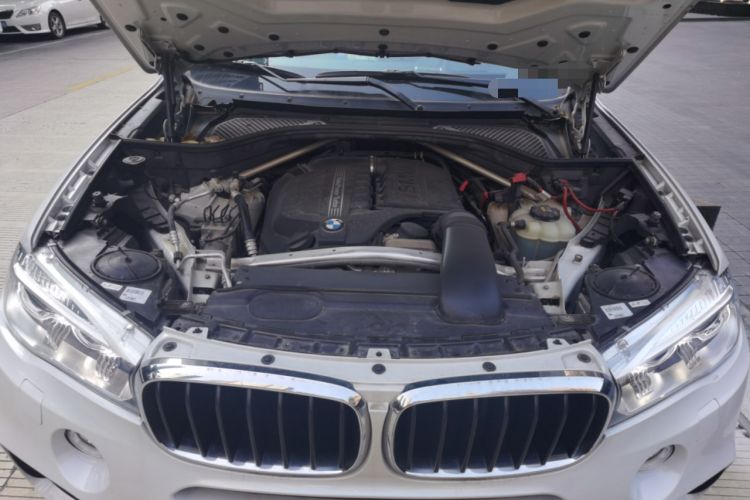 Used BMW X5 2017 xDrive35i M Sport Edition Engine Bay