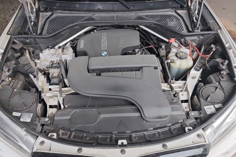 Used BMW X5 2017 xDrive28i Engine Bay