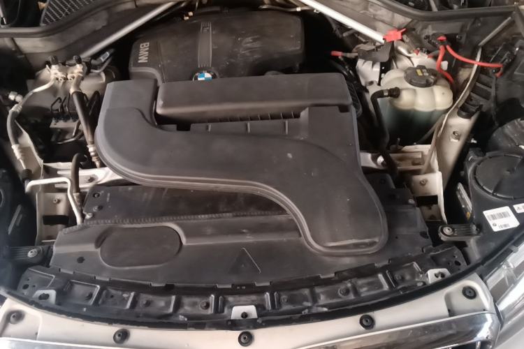 Used BMW X5 2017 xDrive28i Engine Bay
