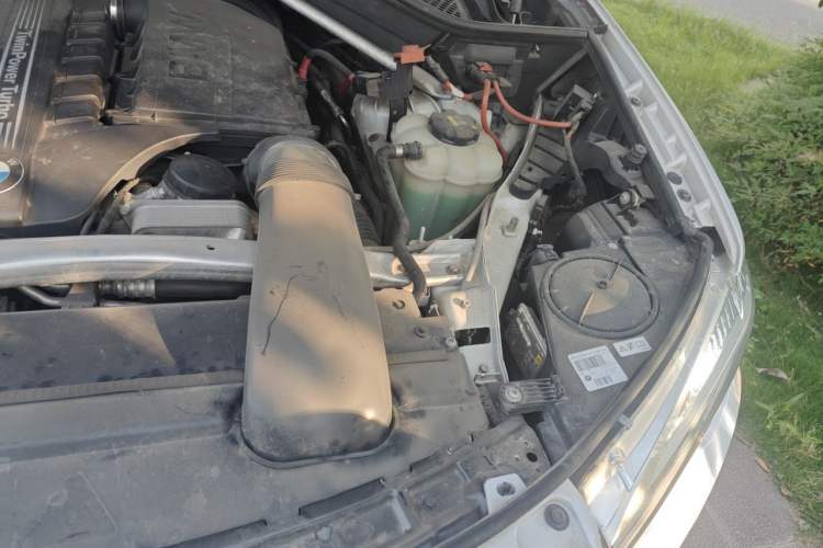 Used BMW X5 2017 xDrive35i Elegant Edition Engine Bay Left