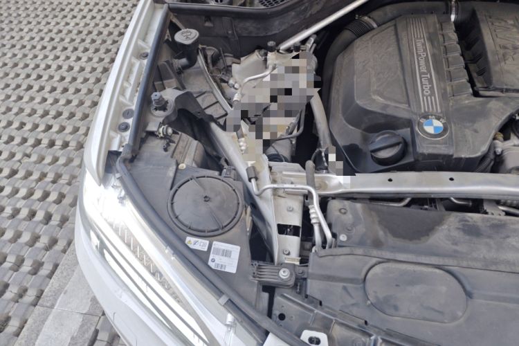 Used BMW X5 2017 xDrive35i Elegant Edition Engine Bay Right