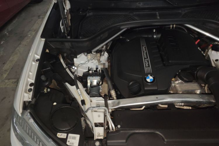 Used BMW X5 2017 xDrive35i Elegant Edition Engine Bay Right