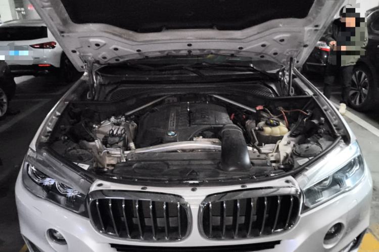 Used BMW X5 2017 xDrive35i Elegant Edition Engine Bay