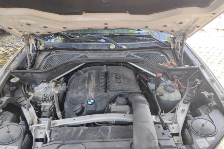 Used BMW X5 2017 xDrive35i Elegant Edition Engine Bay