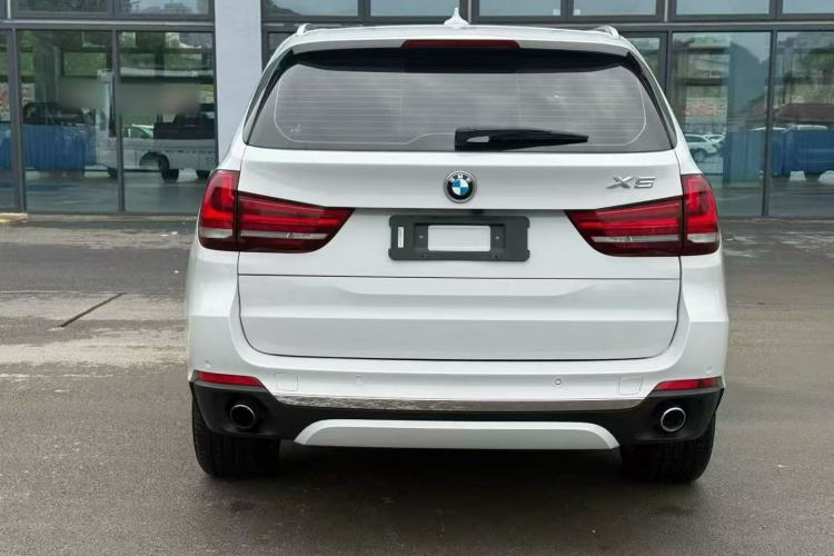 Used BMW X5 2017 xDrive28i Exterior 3