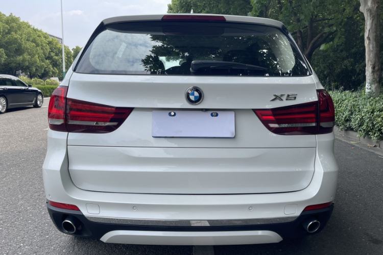 Used BMW X5 2017 xDrive35i Elegant Edition Exterior 3