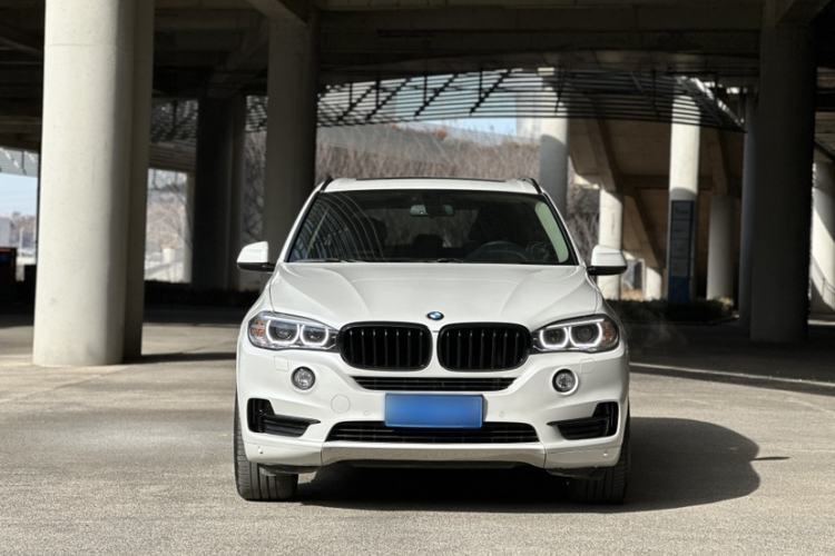 Used BMW X5 2017 xDrive35i Elegant Edition Exterior 3