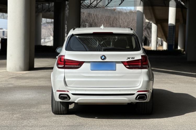 Used BMW X5 2017 xDrive35i Elegant Edition Exterior 4