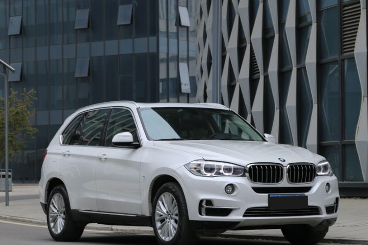 Used BMW X5 2017 xDrive28i Exterior 5