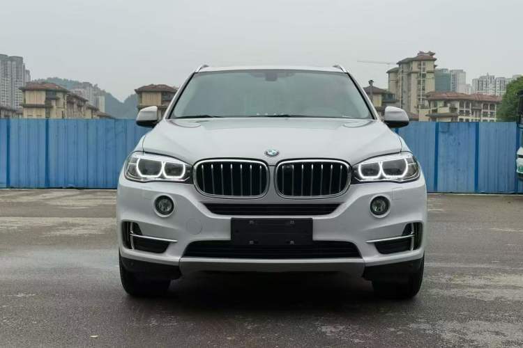 Used BMW X5 2017 xDrive28i Exterior 5