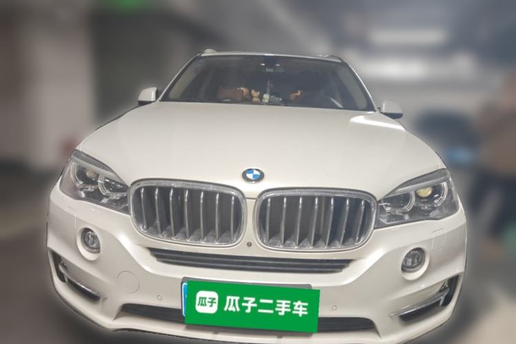 Used BMW X5 2017 xDrive28i Front