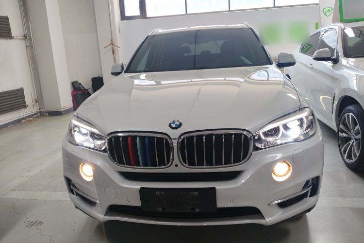 Used BMW X5 2017 xDrive28i Front